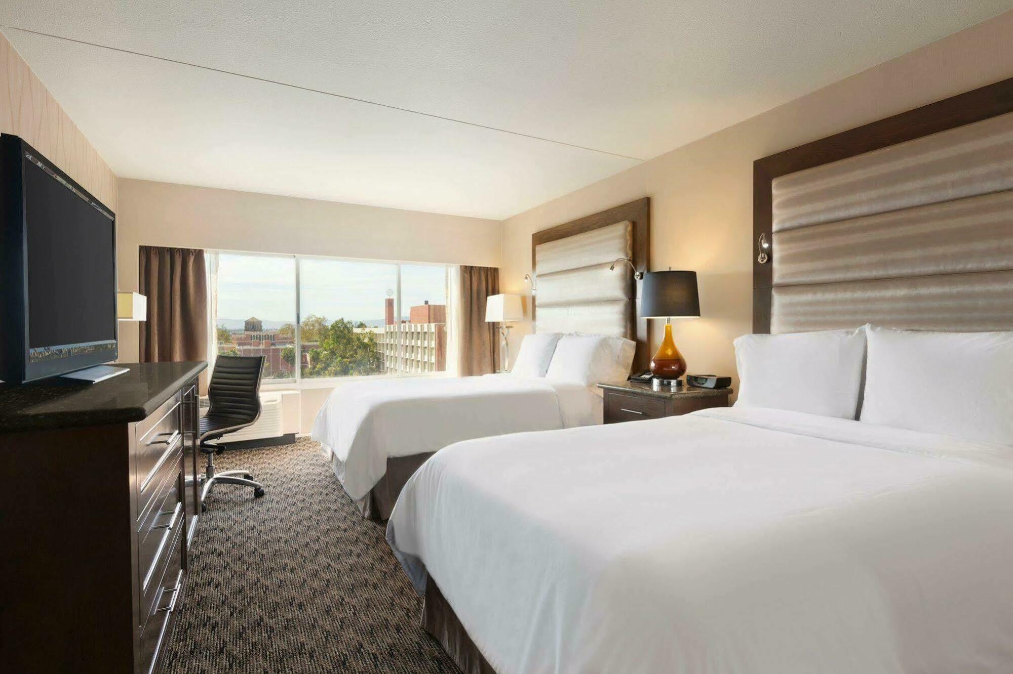 Usc Hotel